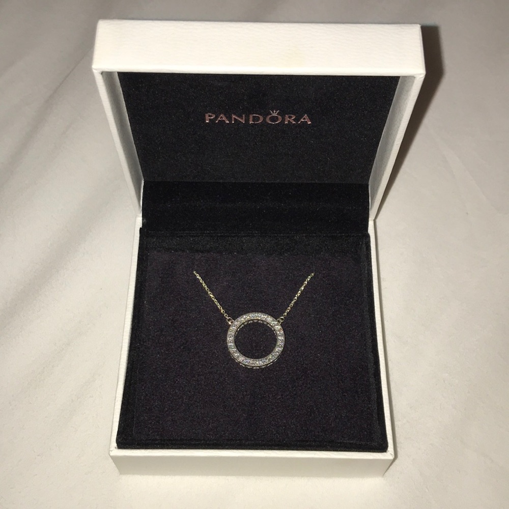 Brand new pandora pendant necklace